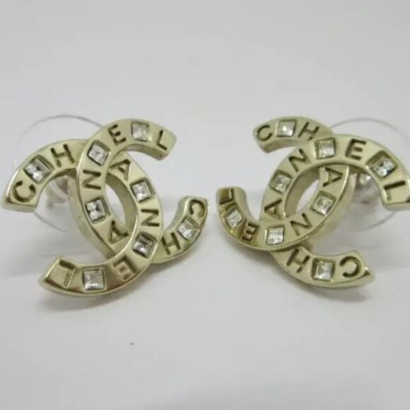 CHANEL CC Logos Rhinestone Studs Stud Earrings Gold Tone L21P Auth w/Box D-ba314 - Picture 1 of 7
